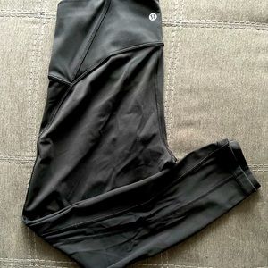 Lululemon 19” High Rise Crop
